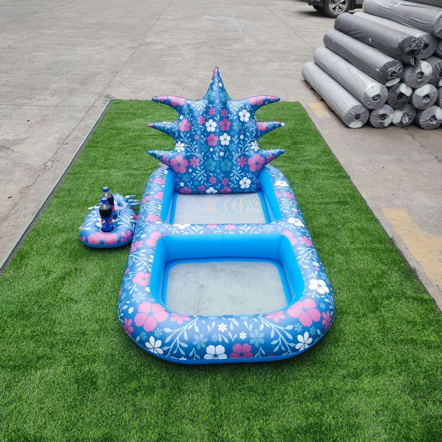 Pineapple Lounge — Pool Hammock Float
