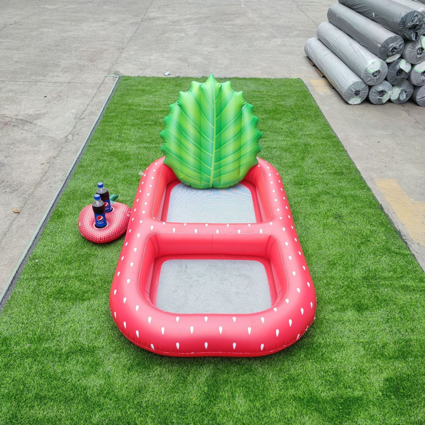 Pineapple Lounge — Pool Hammock Float